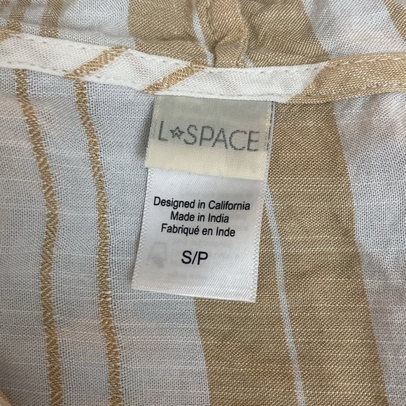 L Space Love Letters Tunic size small - Picture 3 of 3